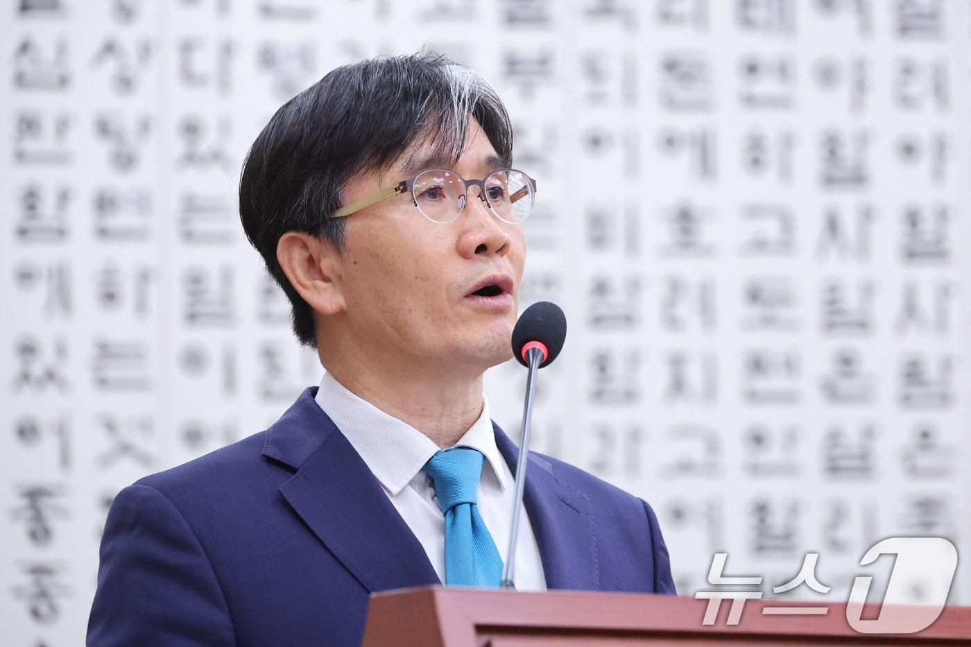 본문 이미지 - 오동운 공수처장이 21일 서울 여의도 국회에서 열린 법제사법위원회 전체회의에서 업무 보고를 하고 있다. 2026.8.21 ⓒ 뉴스1 신웅수 기자