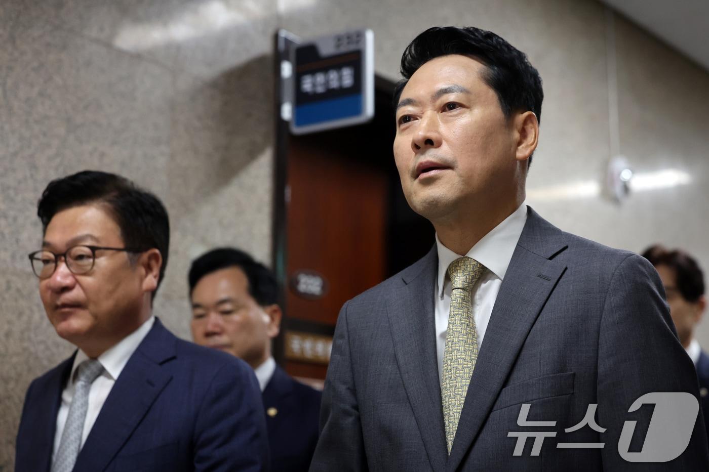 본문 이미지 - 국민의힘 장동혁 대표와 정점식 원내대표 2026.8.24 ⓒ 뉴스1 황기선 기자