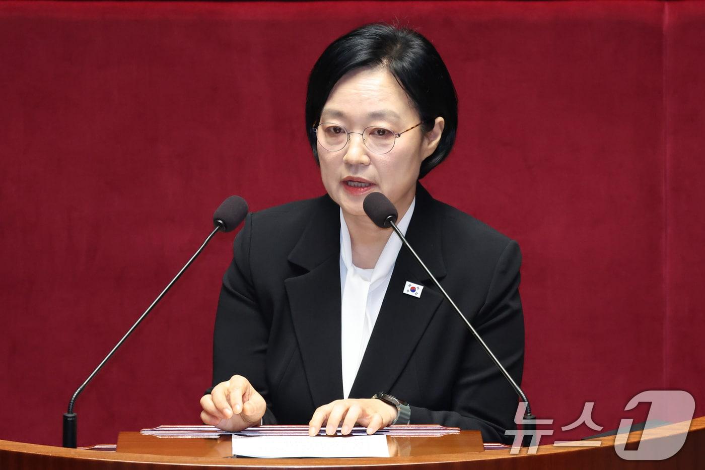 본문 이미지 - 한성숙 국무총리가 24일 서울 여의도 국회에서 열린 예산결산특별위원회 전체회의에서 발언하고 있다. 2026.8.24 ⓒ 뉴스1 신웅수 기자