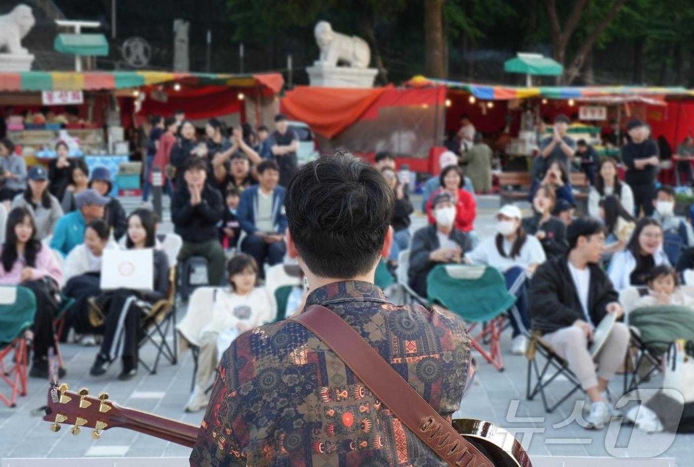 본문 이미지 - 2025 청춘문화누리터 공연(광주문화재단 제공. 재판매 및 DB금지) ⓒ 뉴스1 