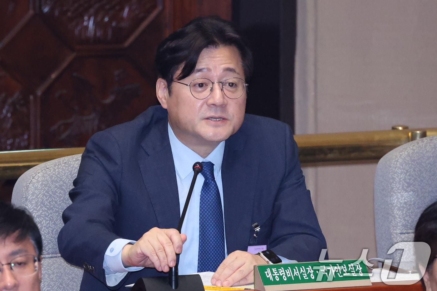 본문 이미지 - 홍익표 청와대 정무수석이  지난달 24일 서울 여의도 국회에서 열린 예산결산특별위원회 전체회의에서 의원 질의에 답변하고 있다. 2026.8.24 ⓒ 뉴스1 신웅수 기자