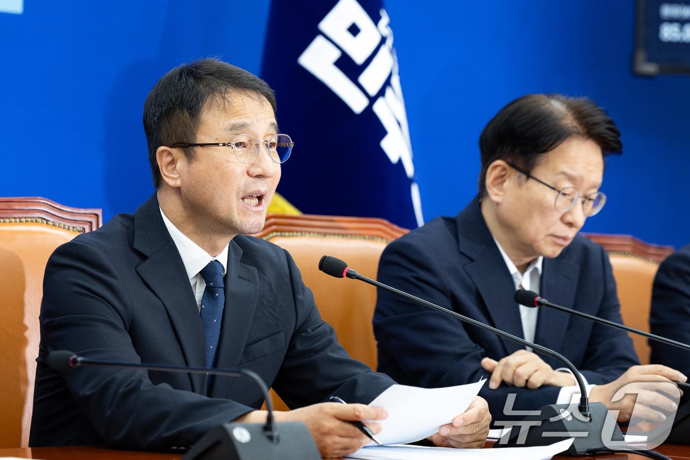 본문 이미지 - 한병도 더불어민주당 원내대표가 25일 서울 여의도 국회에서 열린 원내대책회의에서 발언하고 있다. 2026.8.25 ⓒ 뉴스1 유승관 기자
