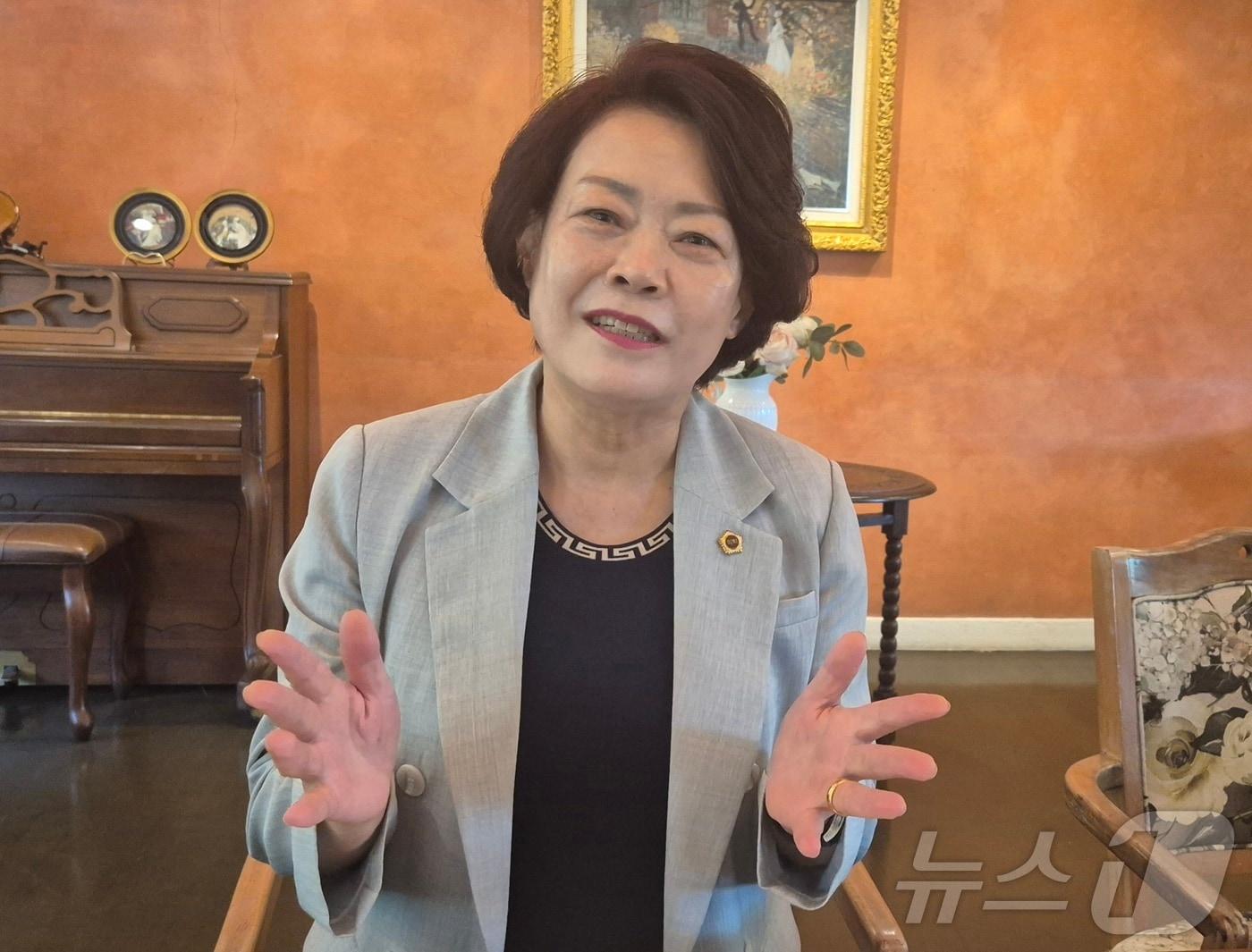 본문 이미지 - 대구시의회 이태손 부의장은 26일 뉴스1과의 인터뷰에서 시티투어와 야간관광, 음식·문화 콘텐츠를 연계한 체류형 관광정책이 필요하다고 밝혔다. /뉴스1