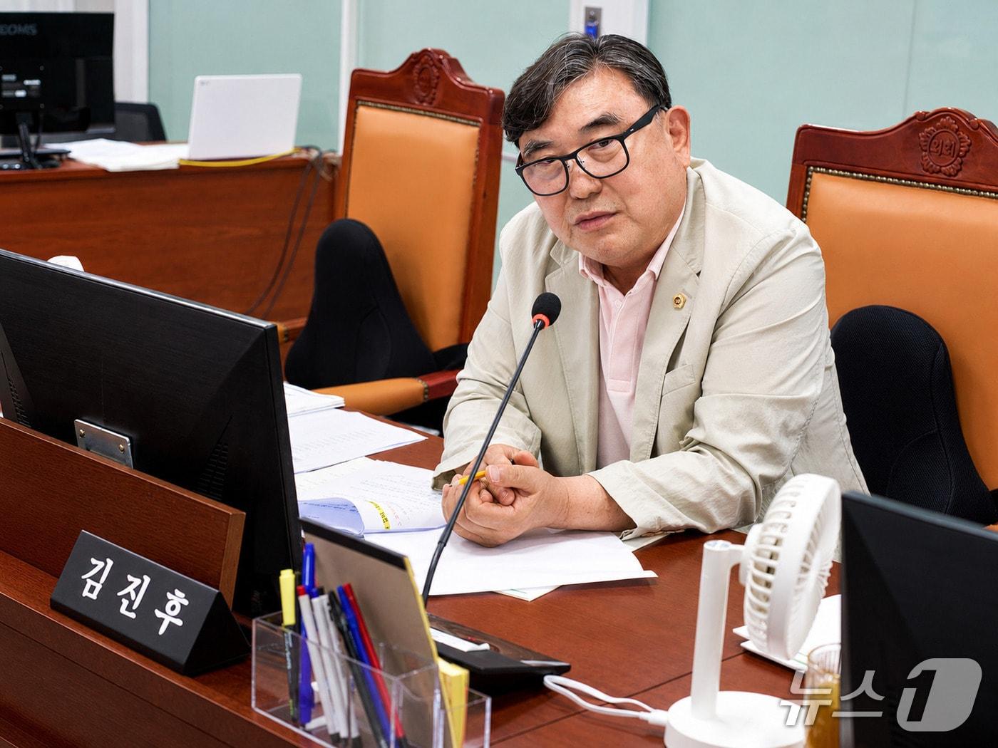 본문 이미지 - 김진후 경기도의회 의원.(도의회 제공. 재판매 및 DB금지)/뉴스1