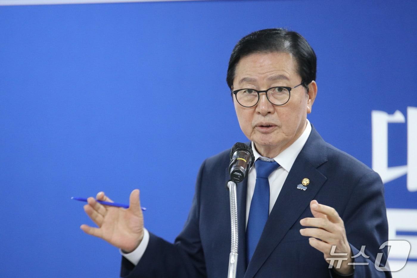 본문 이미지 - 더불어민주당 대전시당위원장으로 첫 기자회견을 하는 장종태 의원 (시당 제공) / 뉴스1