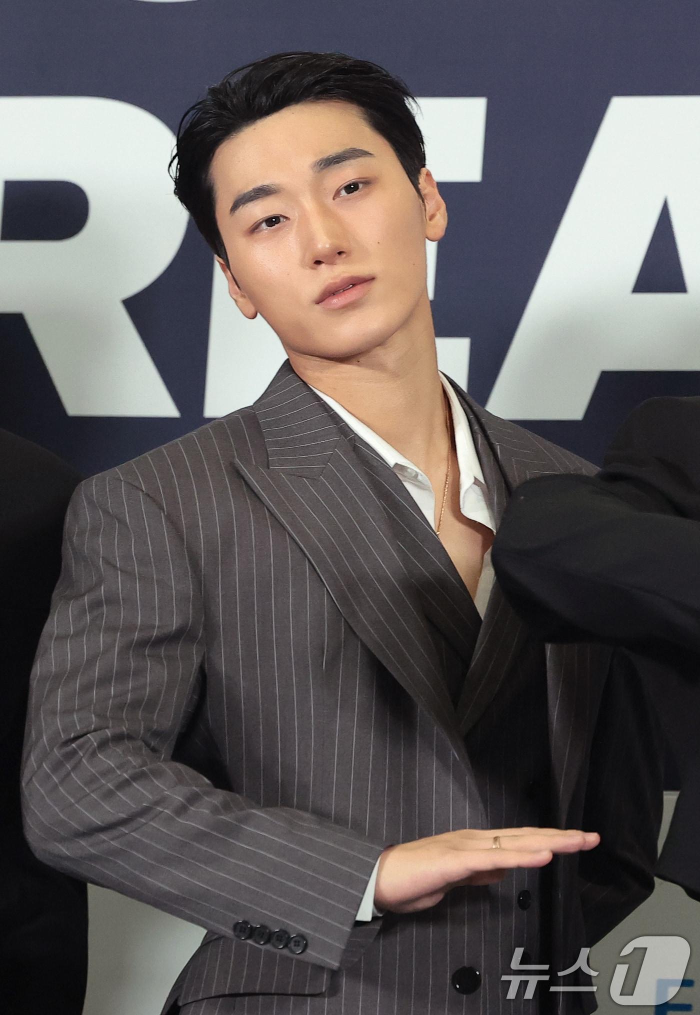 본문 이미지 - 그룹 에이티즈의 산 ⓒ 뉴스1 권현진 기자