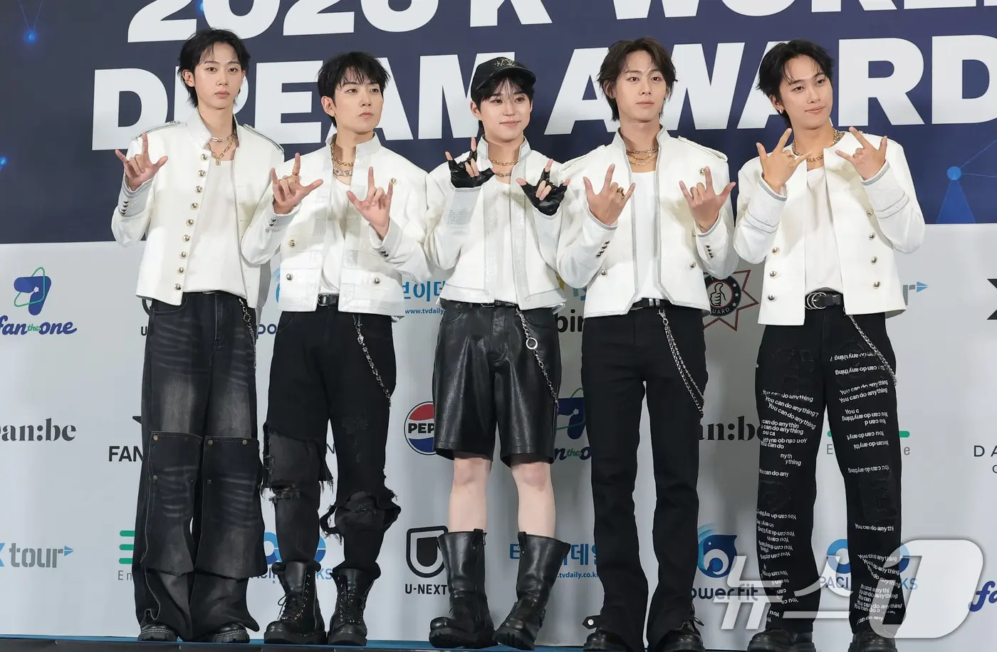 본문 이미지 - 그룹 하이파이유니콘 ⓒ 뉴스1 권현진 기자