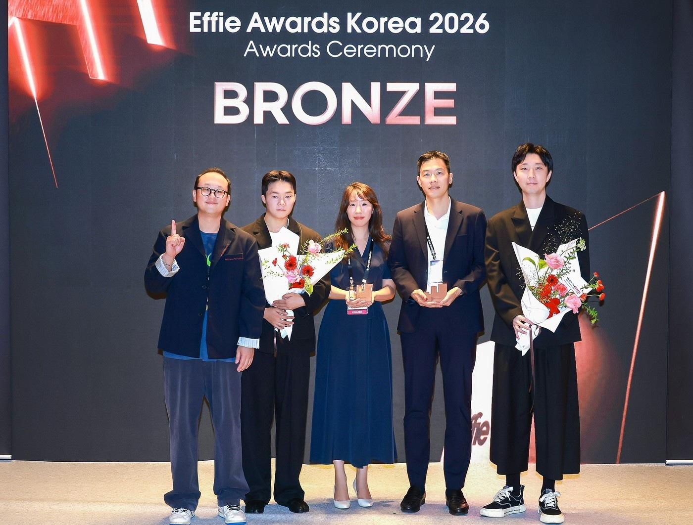 본문 이미지 - LG전자 '에피어워드 2026' 수상 기념 사진 (LG전자 제공)