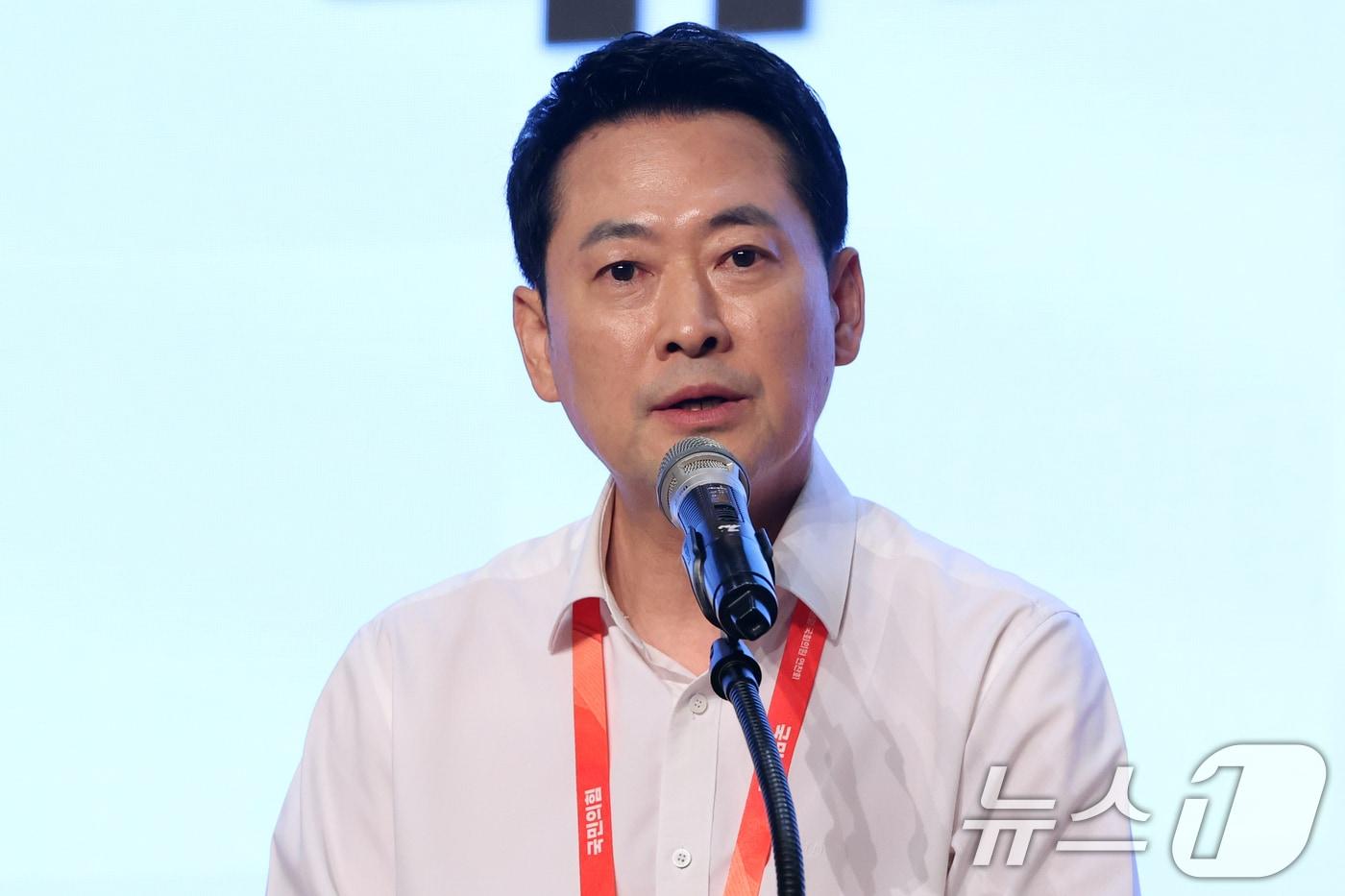 본문 이미지 - 장동혁 국민의힘 대표가 28일 오전 경기 고양시 일산동구 소노캄 고양에서 열린 '2026 국민의힘 국회의원 연찬회'에서 마무리 발언을 하고 있다. 2026.8.28 ⓒ 뉴스1 황기선 기자