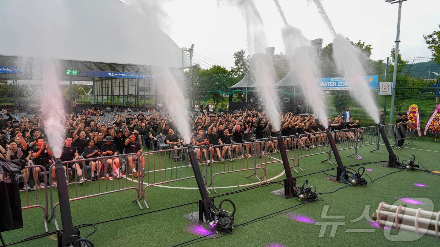 본문 이미지 - '2026 국토정중앙 청춘양구 배꼽축제'가 28일 양구서천레포츠공원에서 열렸다. (양구군 제공. 재판매 및 DB금지) ⓒ 뉴스1 이종재 기자