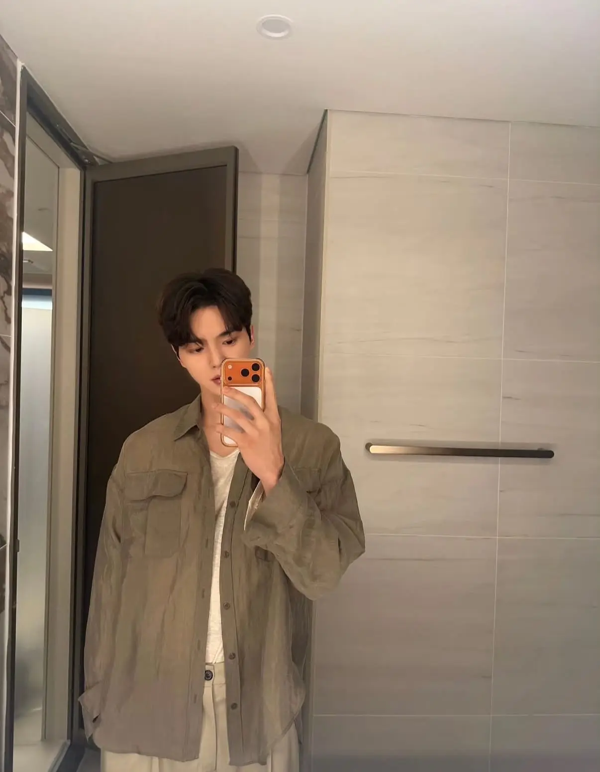 본문 이미지 - 사진=송강 인스타그램