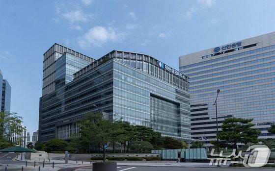 본문 이미지 - 한국공정거래조정원이 입주한 서울 중구 대한상공회의소 전경 (대한상의 제공. 재판매 및 DB 금지) 2025.4.17 ⓒ 뉴스1