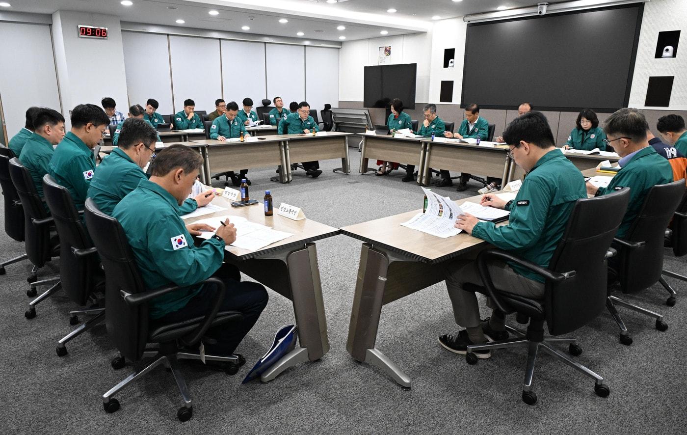 본문 이미지 - 서울시 폭염 긴급대책회의(서울시 제공)