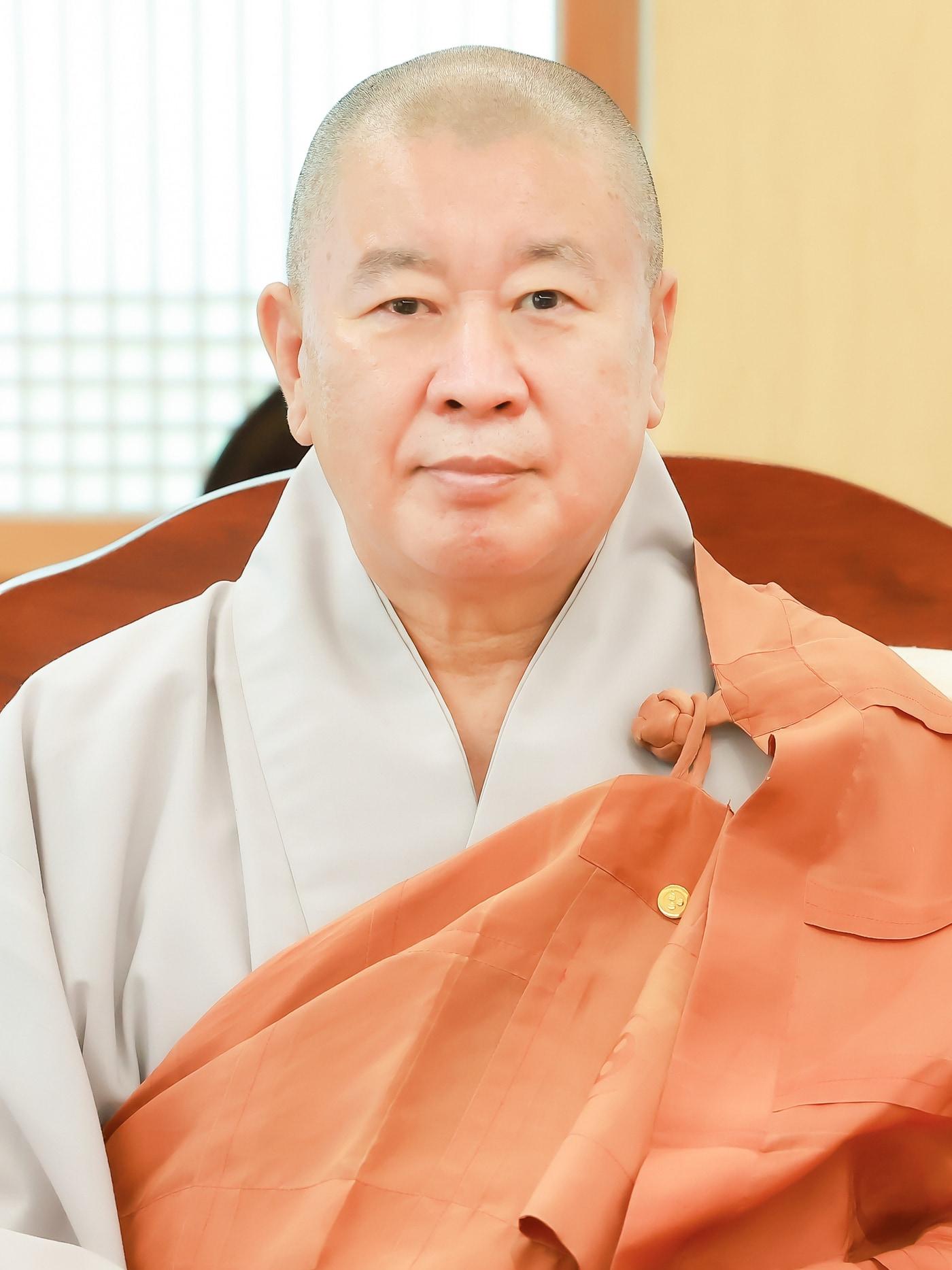 본문 이미지 - 총무부장 정문스님