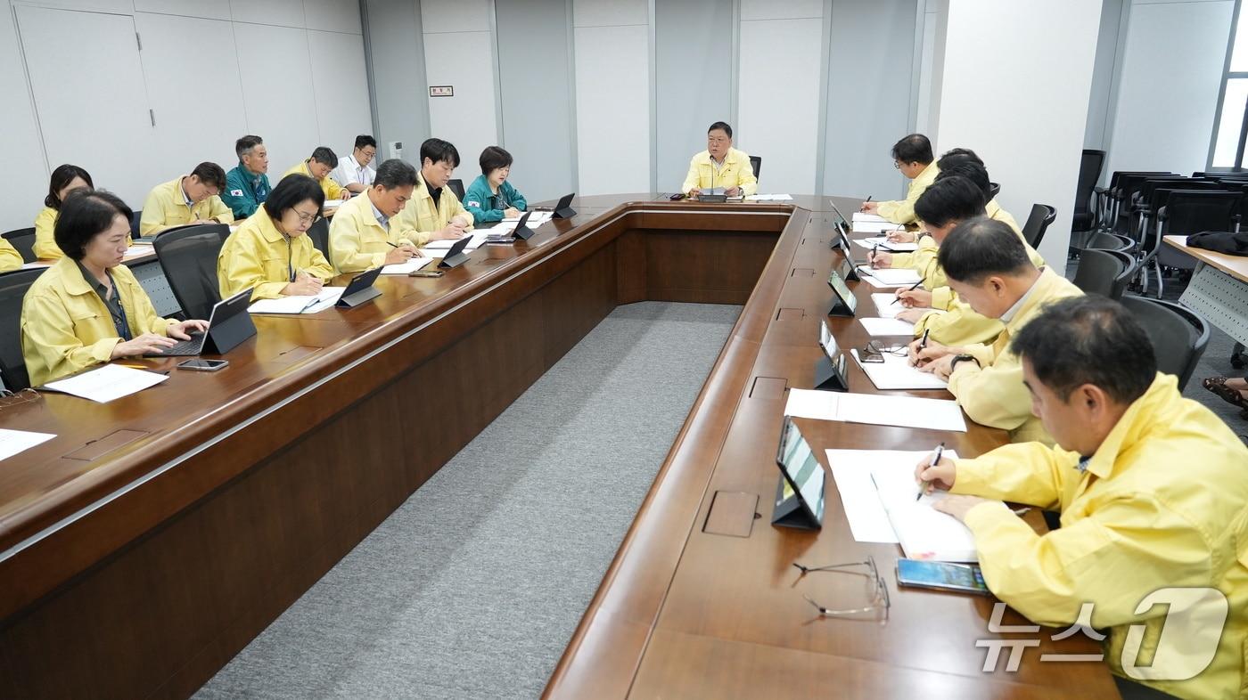 본문 이미지 -  춘천시, 폭염 대응 점검회의.(춘천시 제공, 재판매 및 DB금지)