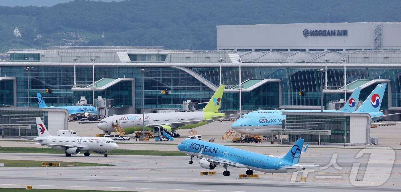 본문 이미지 - 인천국제공항 계류장. 2026.8.30 ⓒ 뉴스1 김성진 기자