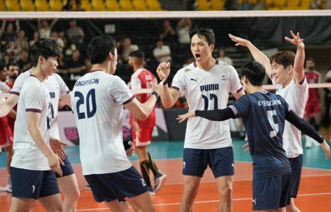 본문 이미지 - 한국이 바레인과의 평가전서 3-0으로 이겼다.(대한배구협회 제공) 