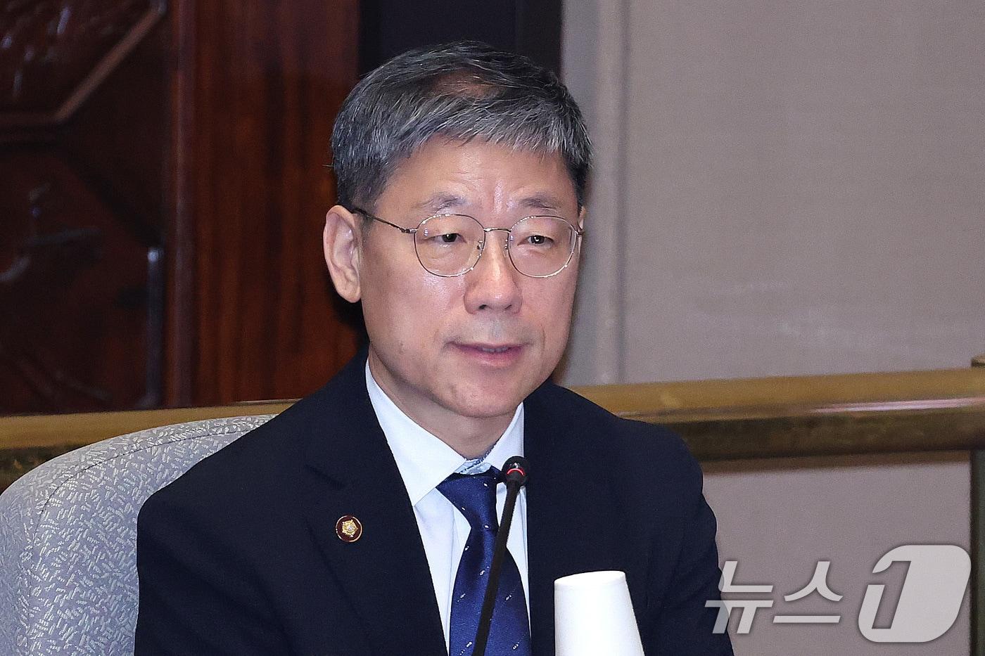 본문 이미지 - 노경필 법원행정처장이 31일 서울 여의도 국회에서 열린 예산결산특별위원회 전체회의에서 의원 질의에 답변하고 있다. 2026.8.31 ⓒ 뉴스1 신웅수 기자