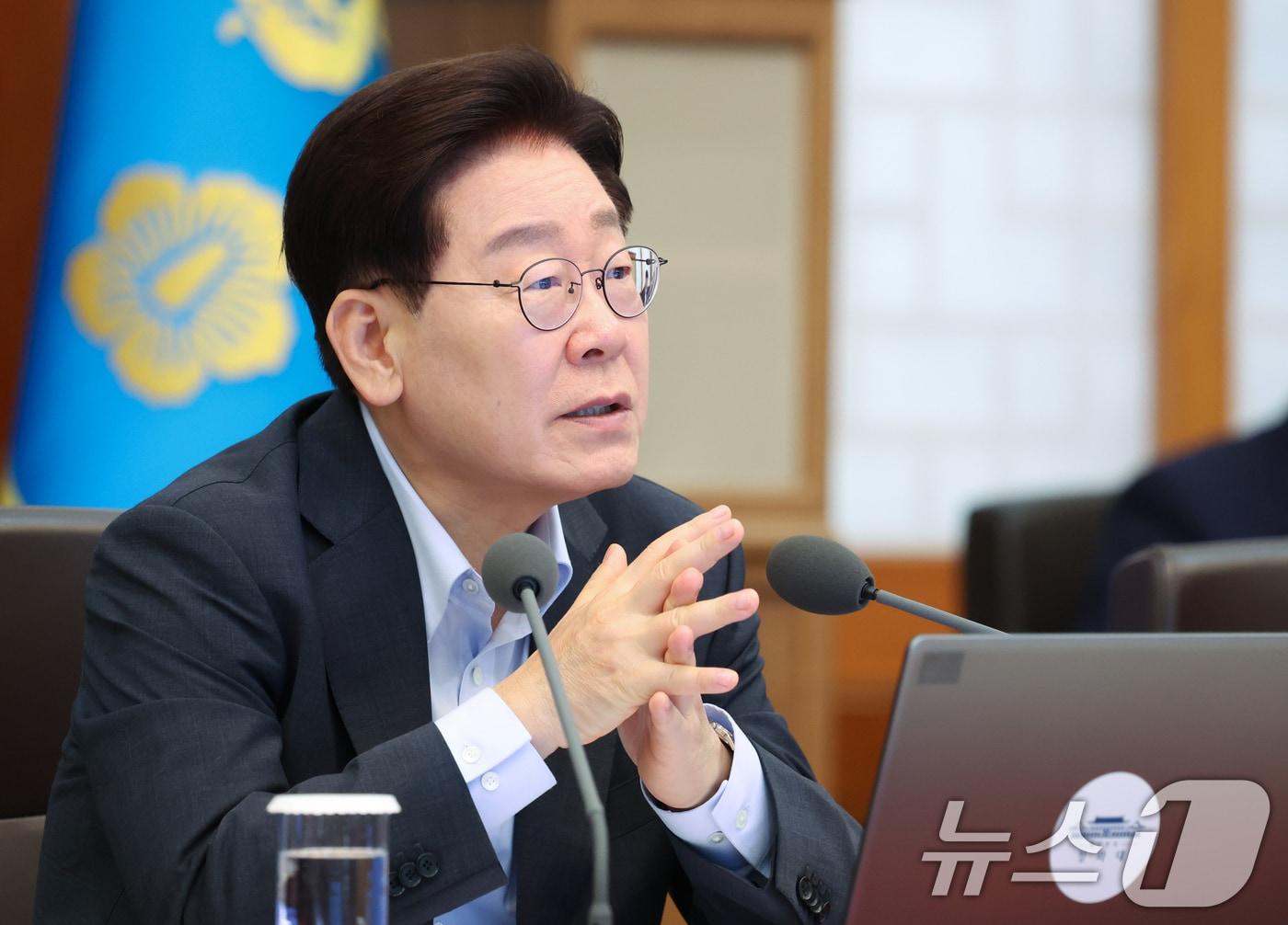 본문 이미지 - 이재명 대통령이 4일 청와대에서 열린 국무회의에서 발언을 하고 있다. (청와대통신사진기자단) 2026.8.4 ⓒ 뉴스1 이재명 기자