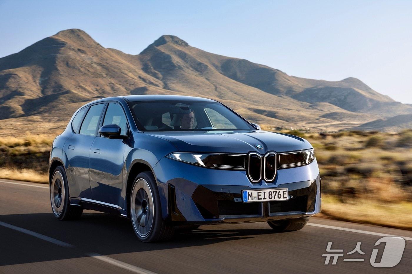본문 이미지 - 더 뉴 BMW iX3(한국자동차기자협회 제공)