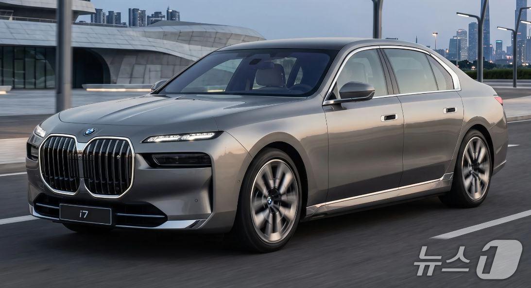 본문 이미지 - BMW i7(한국타이어 제공)