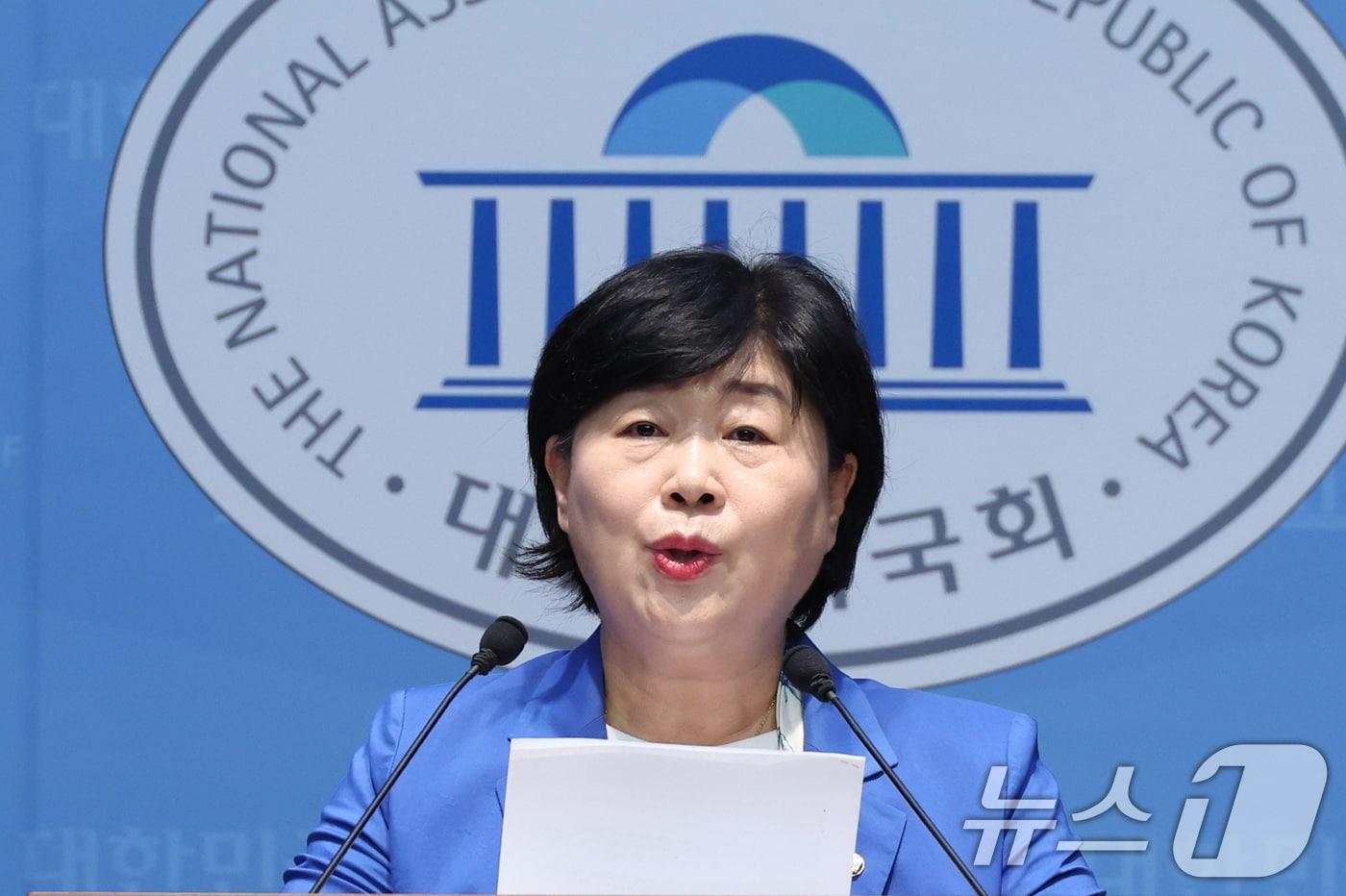 본문 이미지 - 더불어민주당 소속 서영교 국회 법제사법위원장. 2026.8.7 ⓒ 뉴스1 신웅수 기자