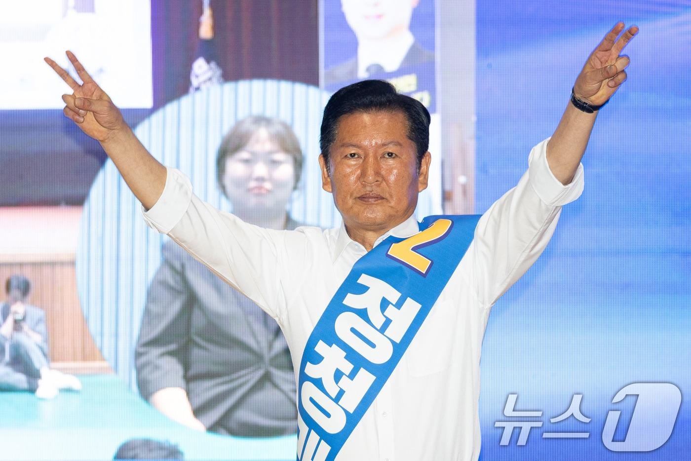 본문 이미지 - 정청래 더불어민주당 당대표 후보. 2026.8.9 ⓒ 뉴스1 유승관 기자