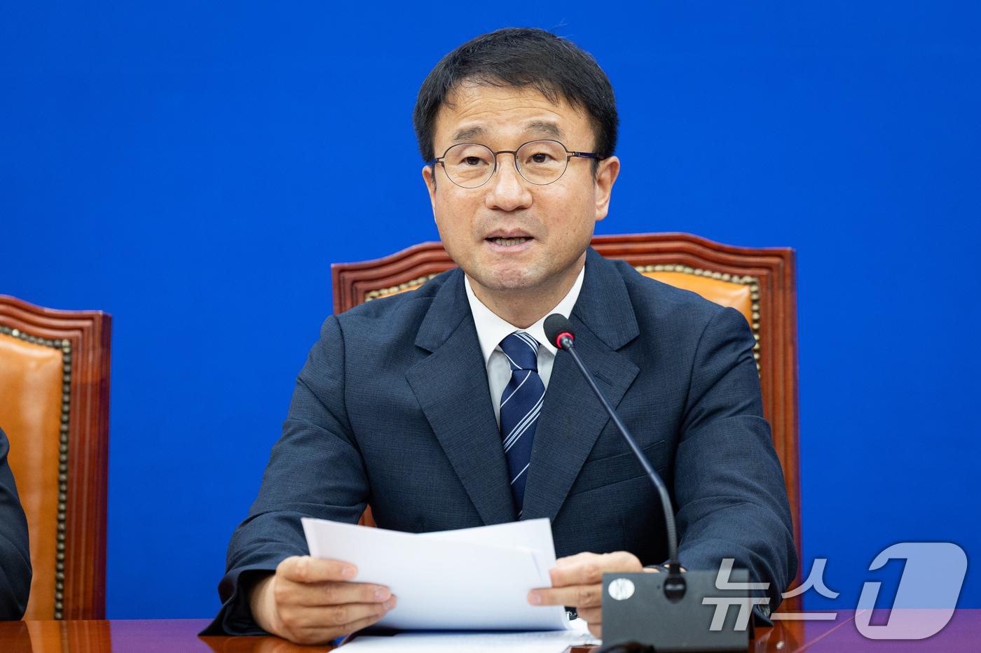 본문 이미지 - 한병도 더불어민주당 원내대표가 1일 서울 여의도 국회에서 열린 원내대책회의에서 발언하고 있다. 2026.9.1 ⓒ 뉴스1 유승관 기자