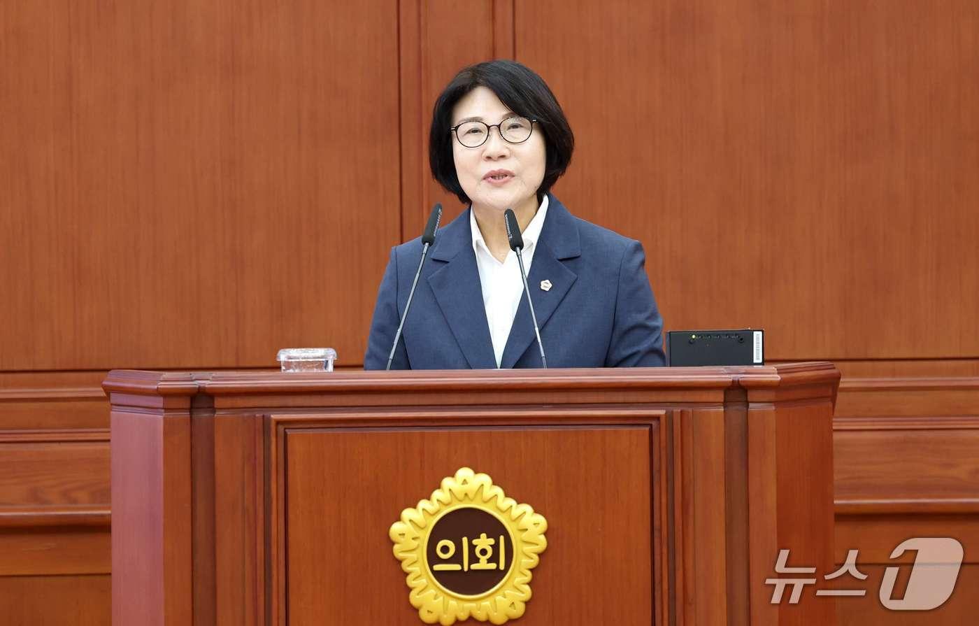 본문 이미지 - 김영미 대전시의원이 1일 오전 제299회 1차 정례회 1차 본회의에서 시정 질의를 하고 있다. (시의회 제공) / 뉴스1