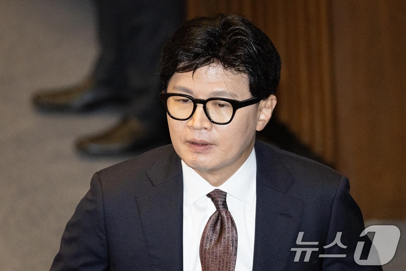 본문 이미지 - 한동훈 무소속 의원이 1일 서울 여의도 국회에서 열린 제439회 정기국회 개회식에 참석하고 있다. 2026.9.1 ⓒ 뉴스1 유승관 기자