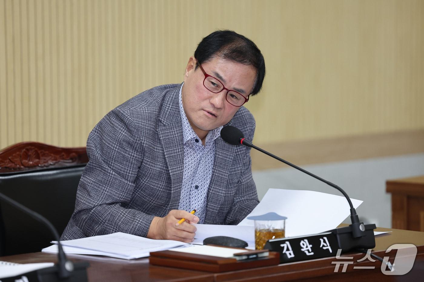 본문 이미지 - 김완식 청주시의원 발언 모습.(청주시의회 제공. 재판매 및 DB금지)