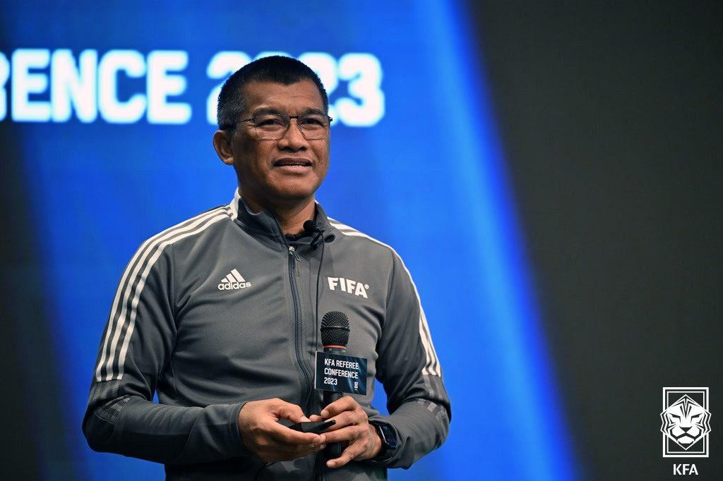 본문 이미지 - 14일부터 17일까지 대한축구협회 심판교육에 나서는 수키딘 빈 모드 살레 FIFA 심판강사. (대한축구협회 제공)