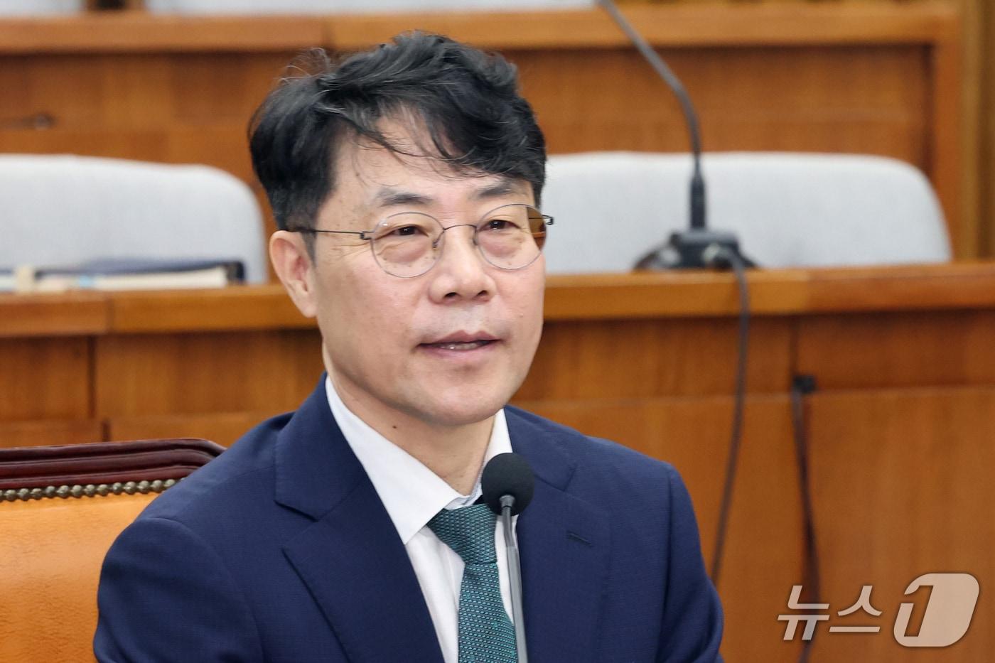 본문 이미지 - 김성수 대법관 후보자가 14일 오전 서울 여의도 국회에서 열린 인사청문회에서 의원질의에 답하고 있다. 2026.9.14 ⓒ 뉴스1 황기선 기자