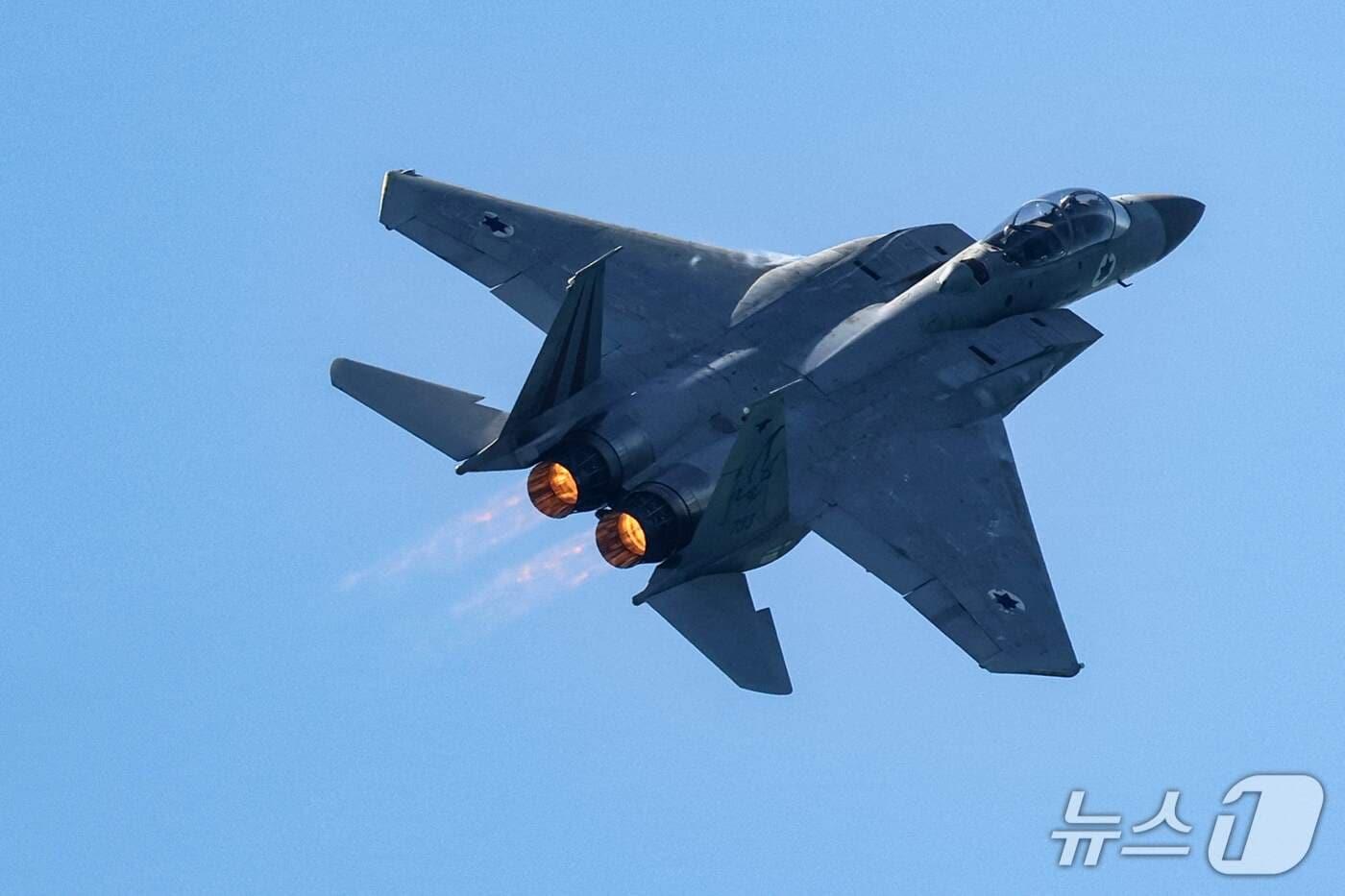 본문 이미지 - F-15E 전투기 <자료사진>ⓒ AFP=뉴스1