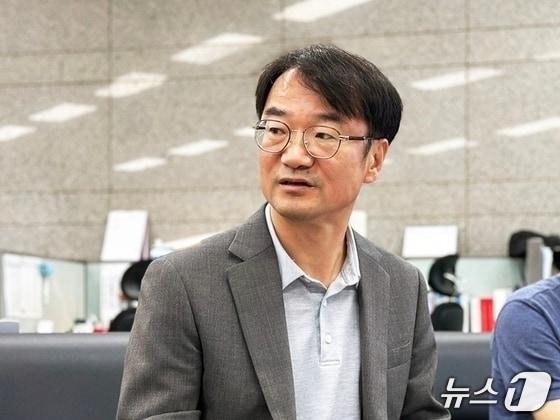 본문 이미지 - 정연우 지식재산처 차장이 정부대전청사 기자실에서 백브리핑을 하는 모습 (자료사진) /뉴스1