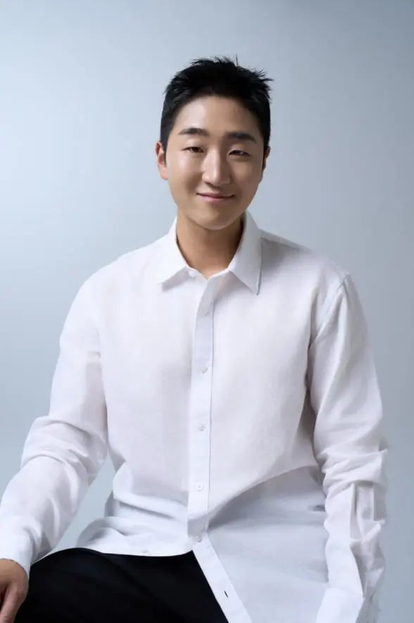 본문 이미지 - 배우 김현규/ 사진제공=케이웍스스튜디오