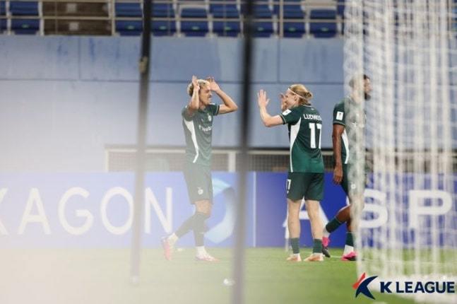 본문 이미지 - K리그1 대전하나시티즌이 일본 교토 상가를 꺾고 AFC 챔피언스리그 엘리트 데뷔전을 승리로 장식했다.(한국프로축구연맹 제공)