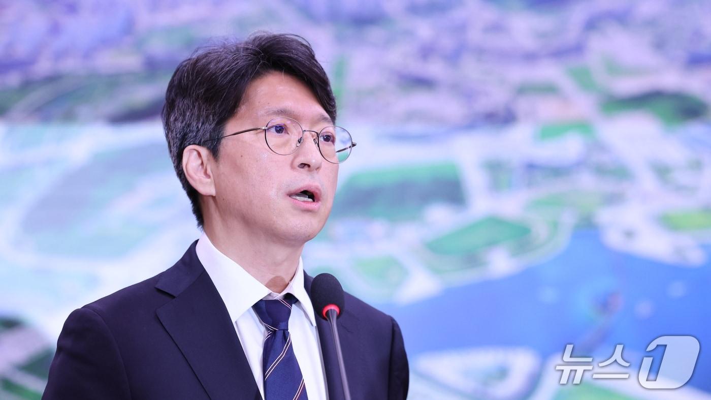 본문 이미지 - 홍지선 국토교통부 장관 후보자가 16일 서울 여의도 국회에서 열린 인사청문회에서 발언하고 있다. 2026.9.16 ⓒ 뉴스1 박지혜 기자
