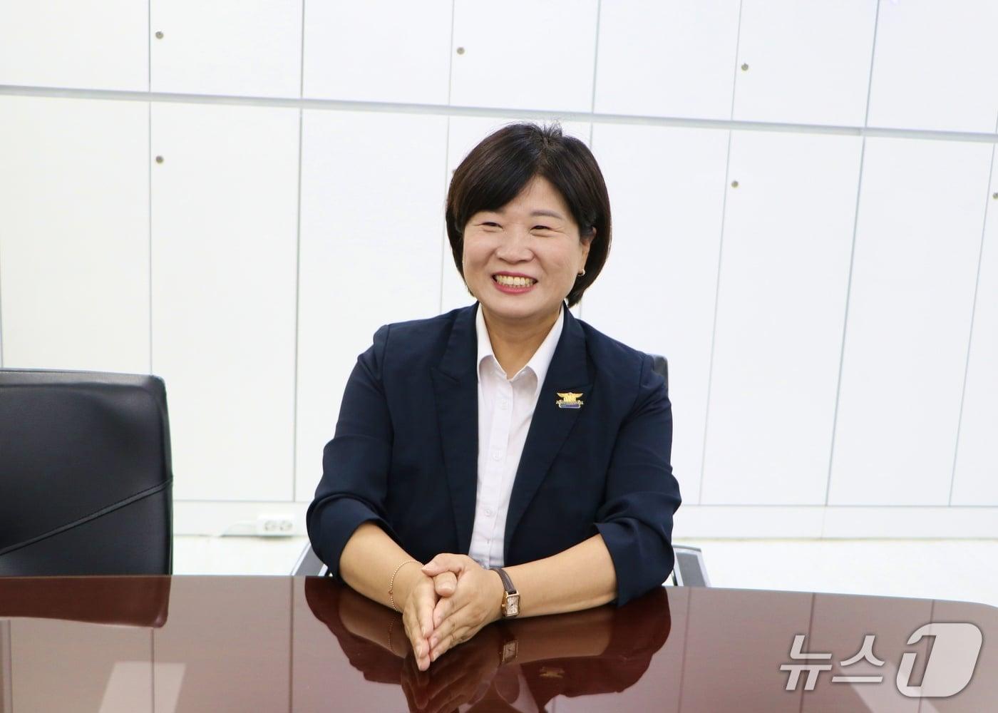 본문 이미지 - 김인숙 강사가 경기 수원남부소방서에서 뉴스1과 인터뷰를 진행하고 있다. 2026.9.16/뉴스1 ⓒ 뉴스1 김기현 기자