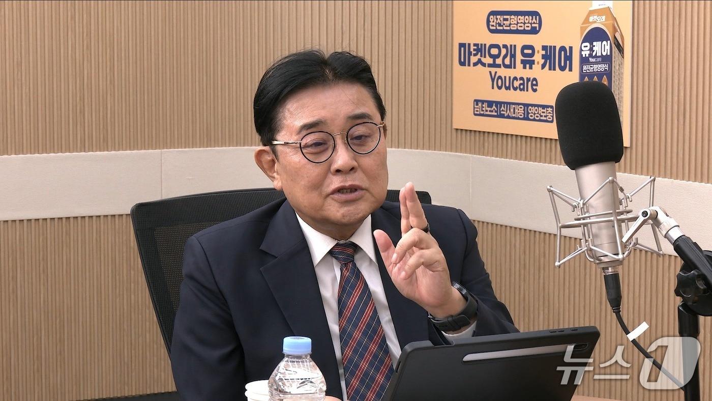 본문 이미지 - 17일 뉴스1TV '팩트앤뷰'에 출연한 전병헌 새미래민주당 대표. 2026.9.17.