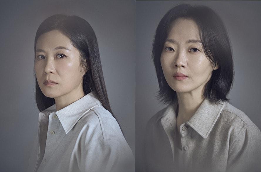 본문 이미지 - 연극 '에너미'의 주역 문소리(왼쪽), 이봉련.(세종문화회관 제공)