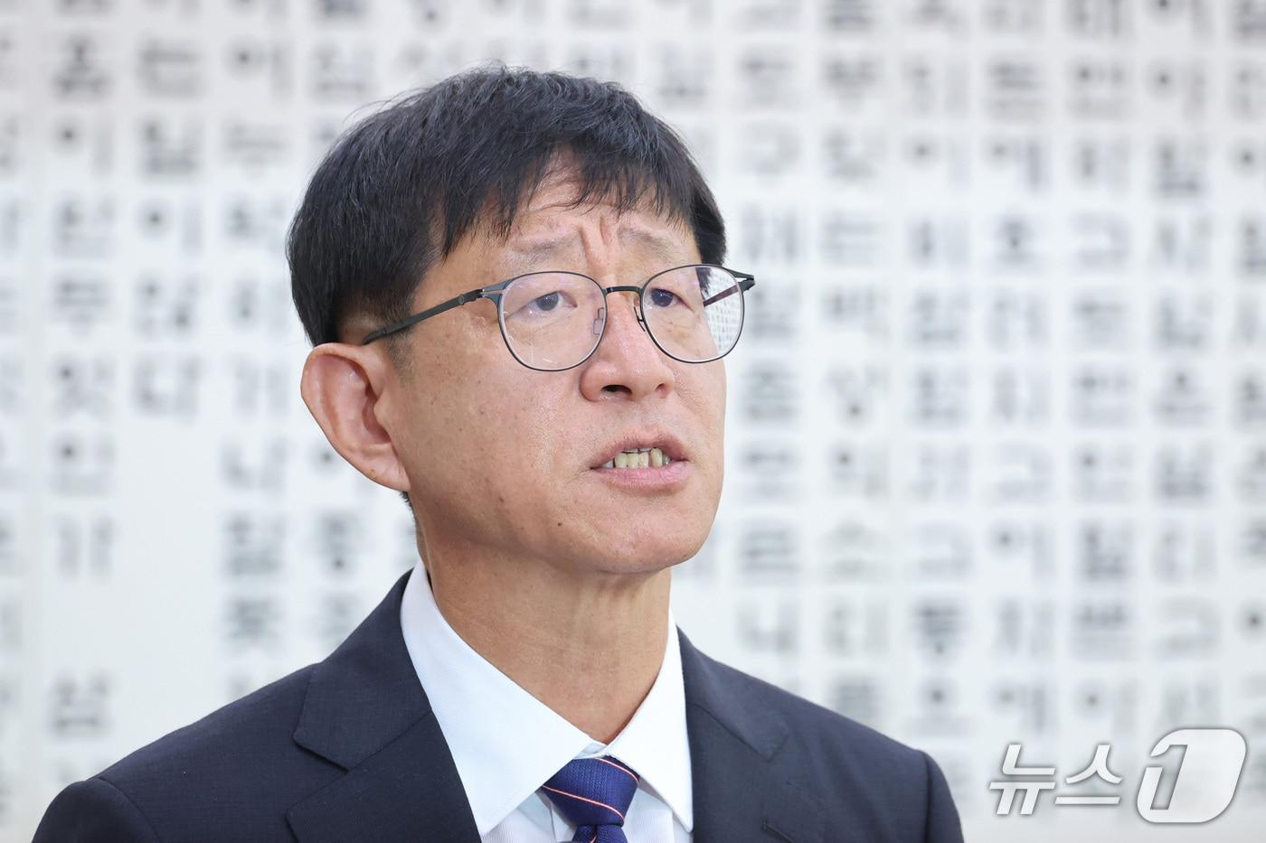 본문 이미지 - 최길수 특별감찰관 후보자가 18일 서울 여의도 국회 법제사법위원회에서 열린 인사청문회에서 인사말을 하고 있다. 2026.9.18 ⓒ 뉴스1 신웅수 기자