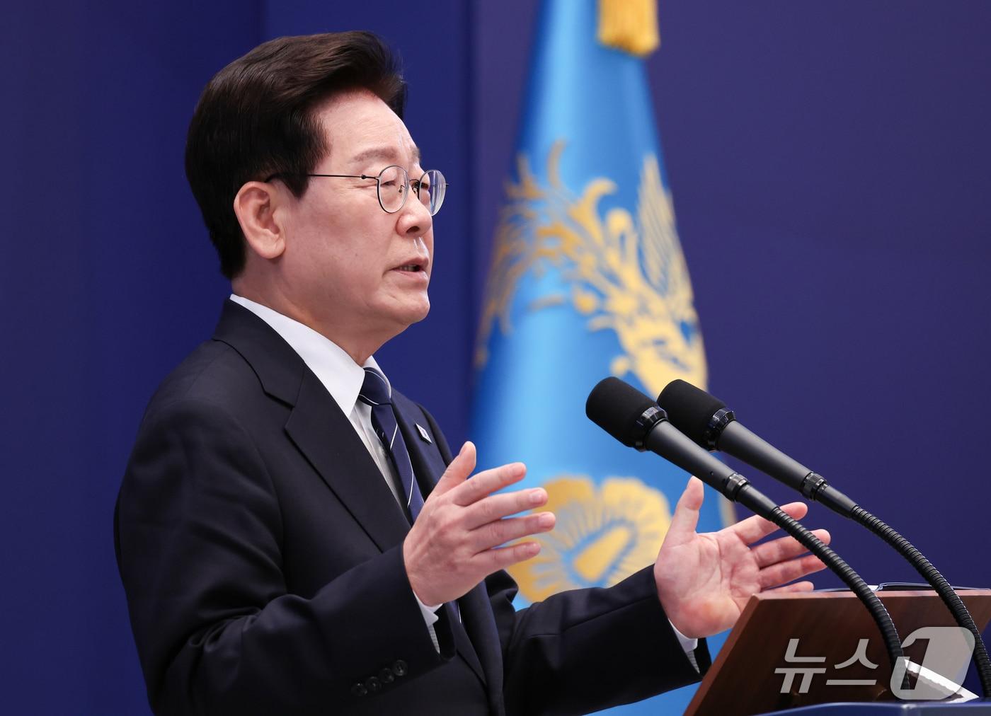 본문 이미지 - 이재명 대통령이 18일 청와대 영빈관에서 열린 현안 기자회견에서 발언하고 있다. (청와대통신사진기자단) 2026.9.18 ⓒ 뉴스1 허경 기자