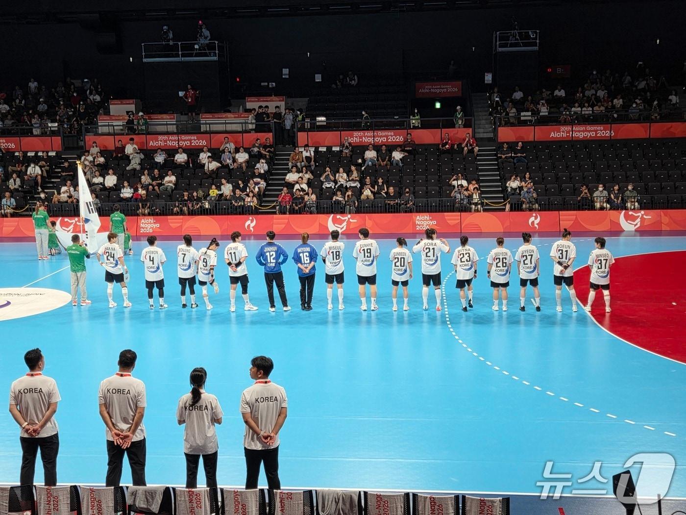 본문 이미지 - 2026 아이치·나고야 아시안게임 여자 핸드볼 경기에서 애국가가 생략됐다. ⓒ News1 안영준 기자