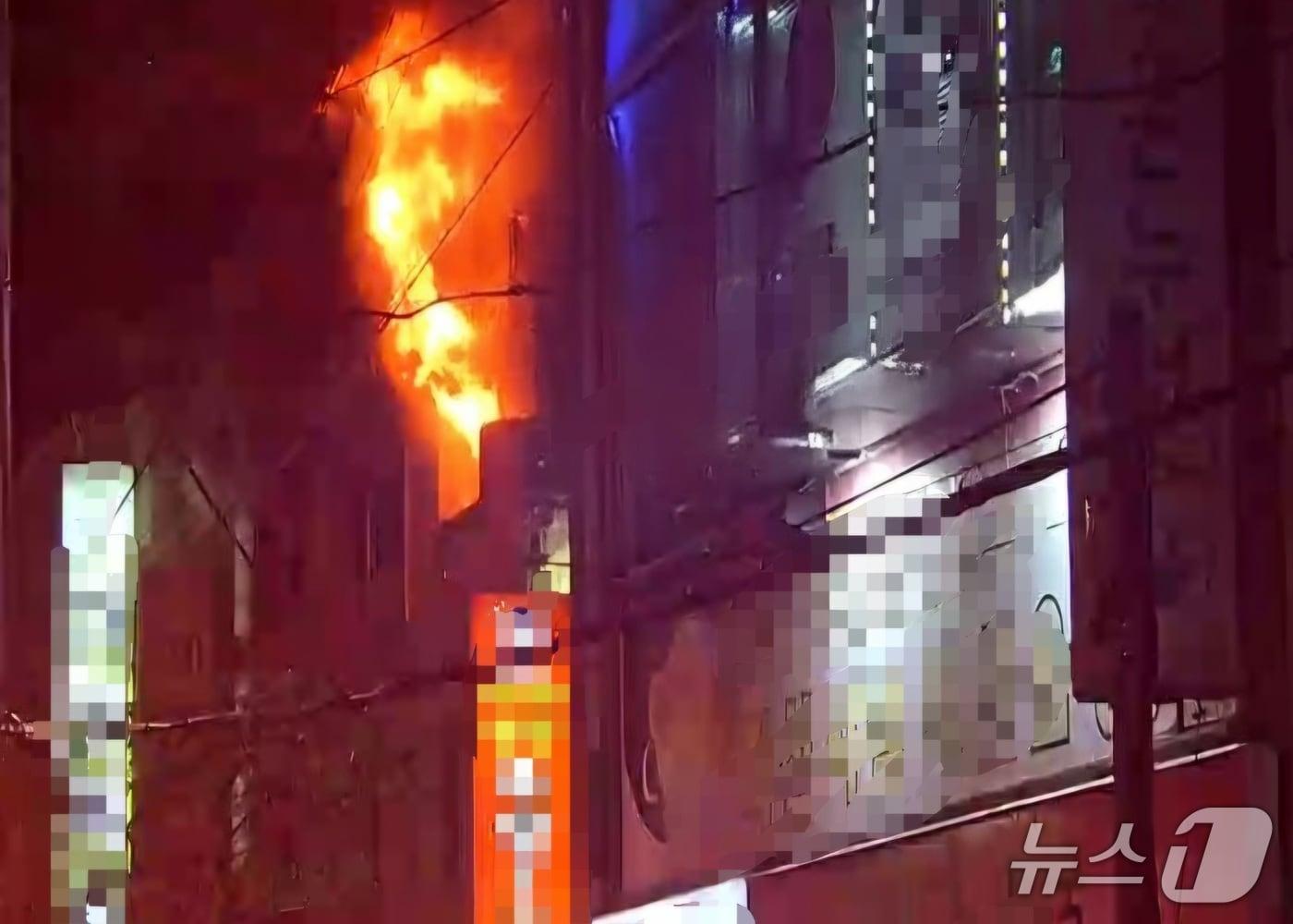 본문 이미지 - 화재 사진 (경기소방재난본부 제공. 재판매 및 DB금지)
