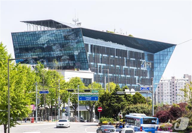 본문 이미지 - 용산구청 전경.(용산구 제공)