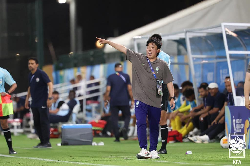 본문 이미지 - U-17 남자 축구 대표팀 김현준 감독(대한축구협회 제공. 재판매 및 DB 금지)
