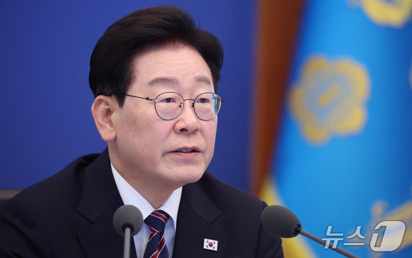 본문 이미지 - 이재명 대통령이 21일 청와대에서 열린 수석보좌관회의에서 발언을 하고 있다. 2026.9.21 ⓒ 뉴스1 이재명 기자