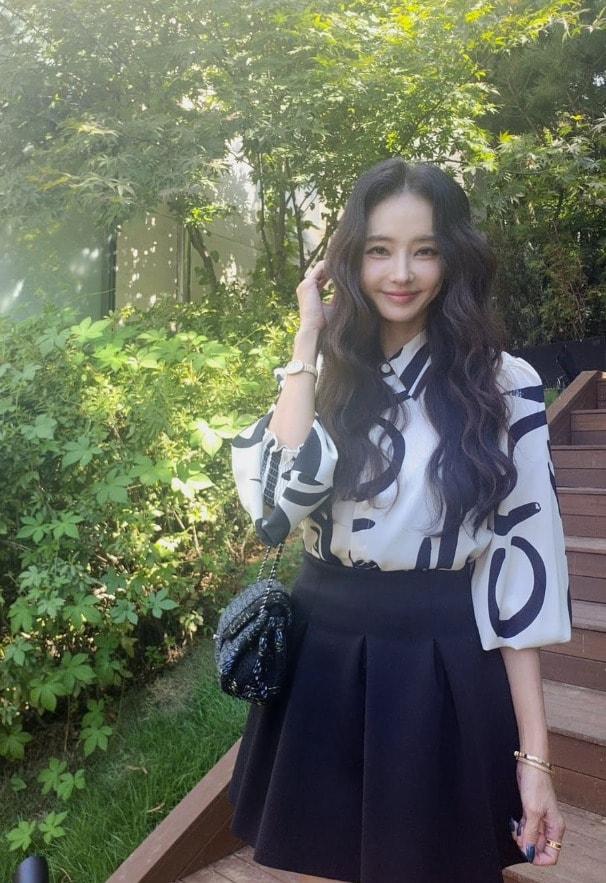 본문 이미지 - 배우 한채영 인스타그램