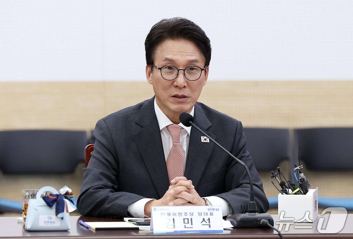 본문 이미지 - 김민석 더불어민주당 대표가 22일 인천 남동구 인천광역시청에서 열린 2026 더불어민주당 인천 예산정책협의회에서 인사말을 하고 있다. 2026.9.22 ⓒ 뉴스1 김성진 기자